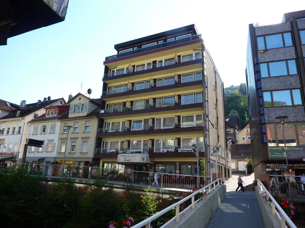 Hotel Traube Бад-Вильдбад Экстерьер фото