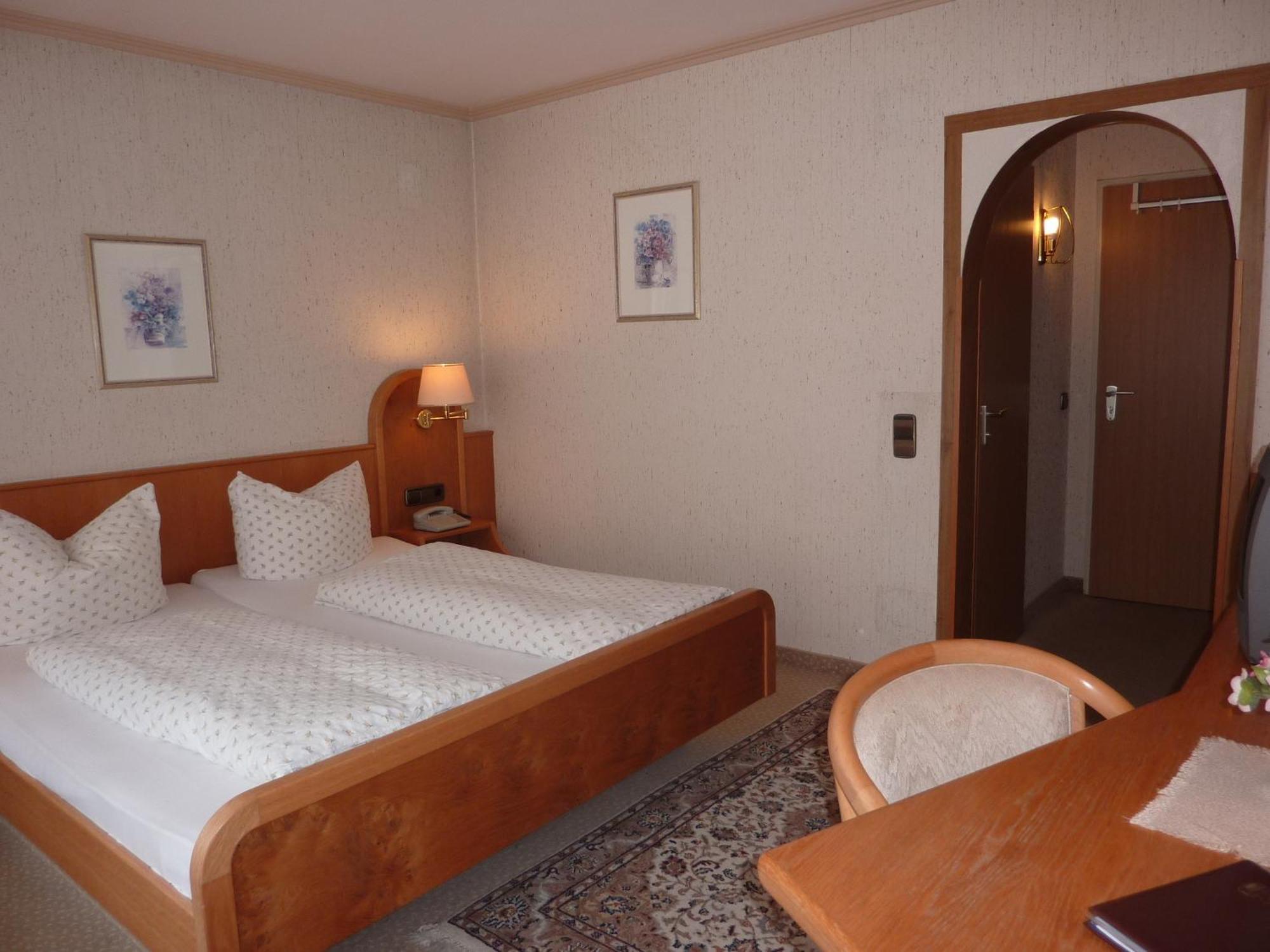 Hotel Traube Бад-Вильдбад Экстерьер фото