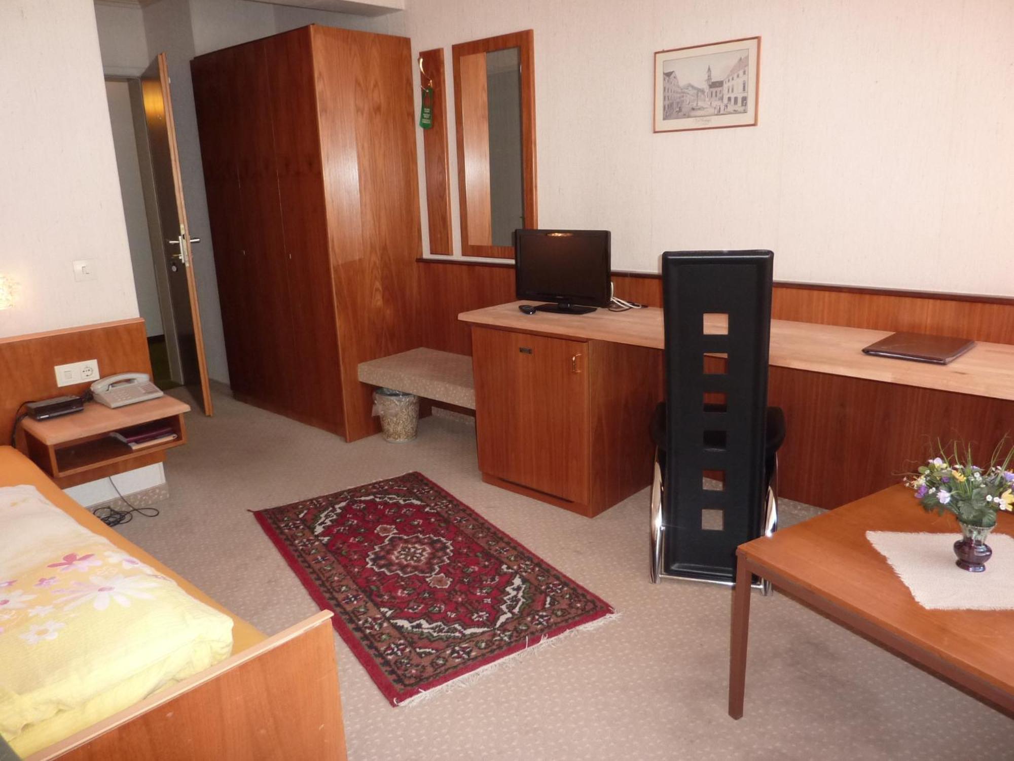 Hotel Traube Бад-Вильдбад Экстерьер фото